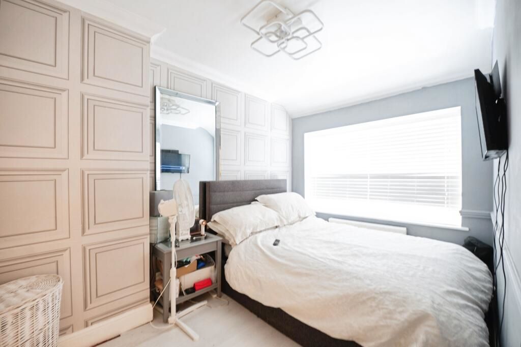 131 Grafton Road, Dagenham, Essex, RM8 3EX