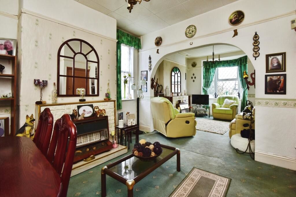 Trent, Staffordshire, ST2 8JX