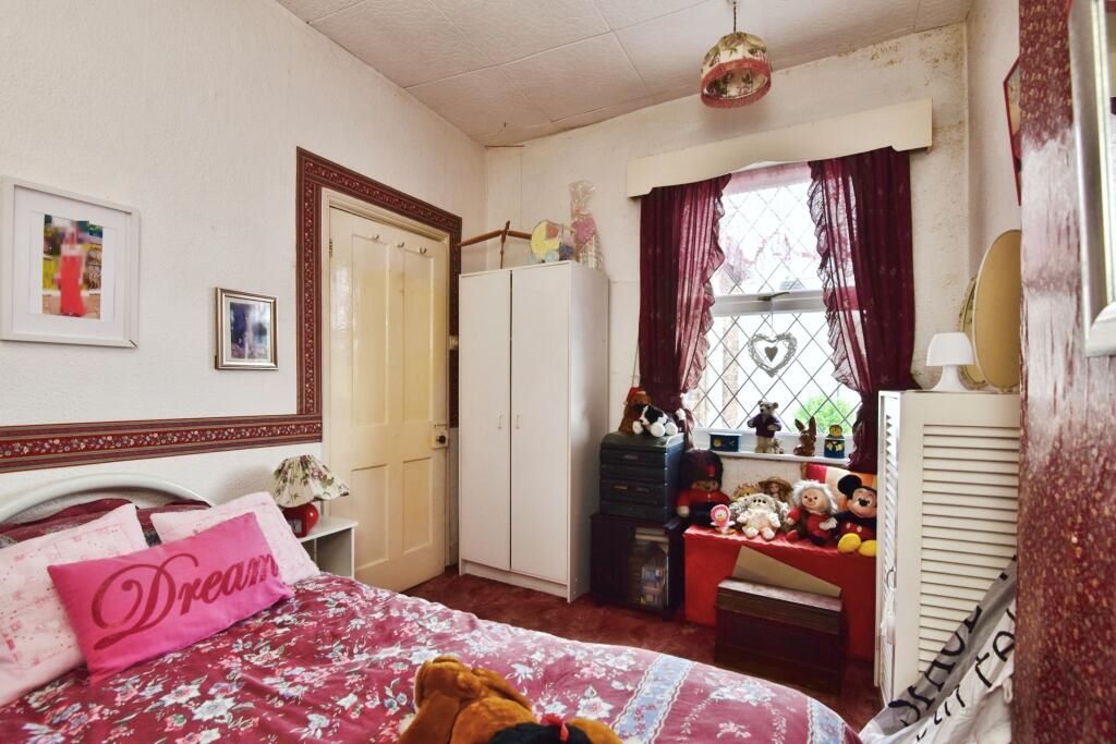 Trent, Staffordshire, ST2 8JX