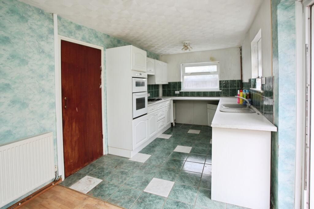 10 Wool Pitch Greenmeadow, Cwmbran, Gwent, NP44 4LH