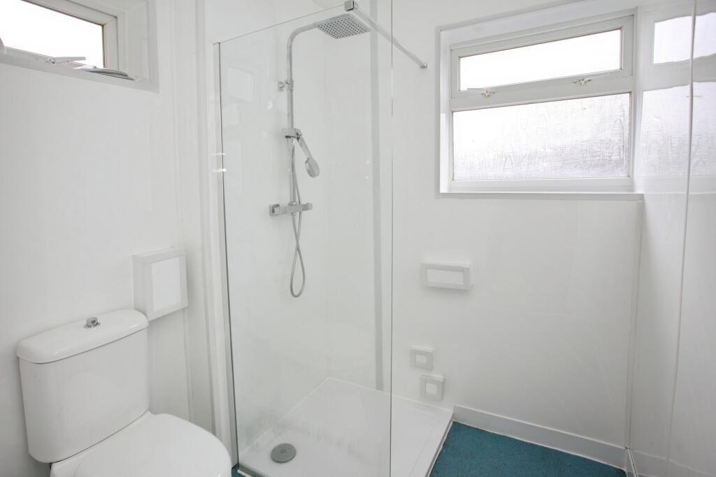 10 Wool Pitch Greenmeadow, Cwmbran, Gwent, NP44 4LH