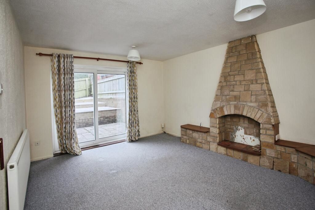 10 Wool Pitch Greenmeadow, Cwmbran, Gwent, NP44 4LH