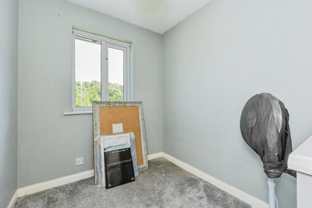 35 Pearly Bank, Oldham, Lancashire, OL1 4PQ