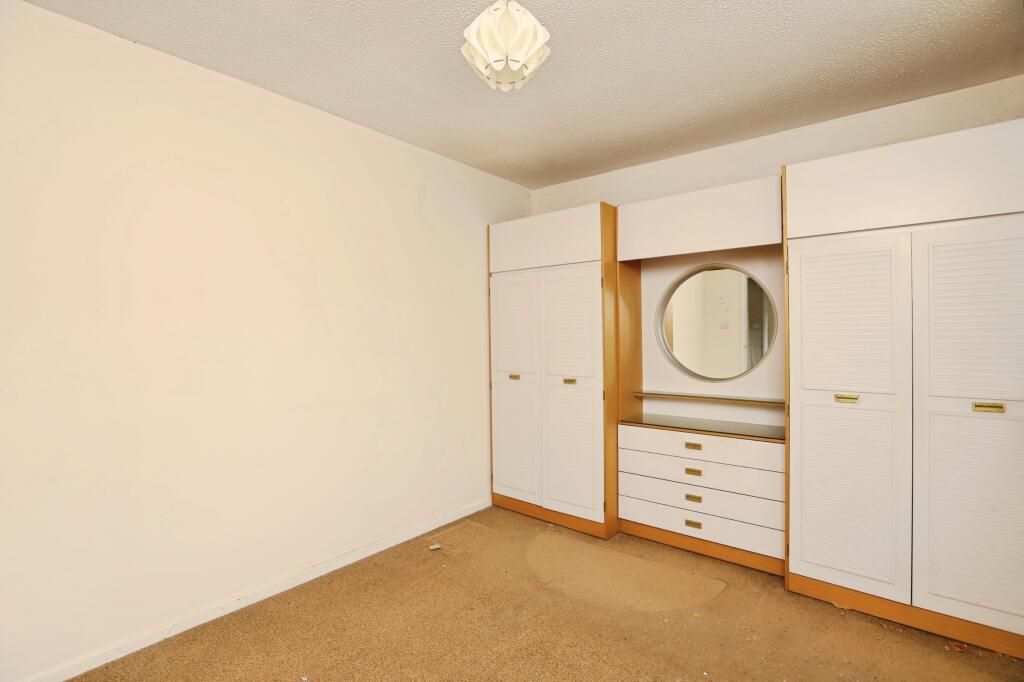 Dee, Wrexham, Clwyd, LL13 0DZ