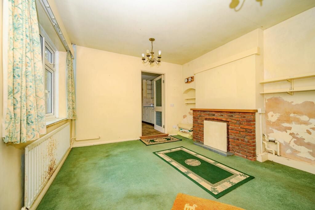 315 Luton Road, Harpenden, Hertfordshire, AL5 3LW