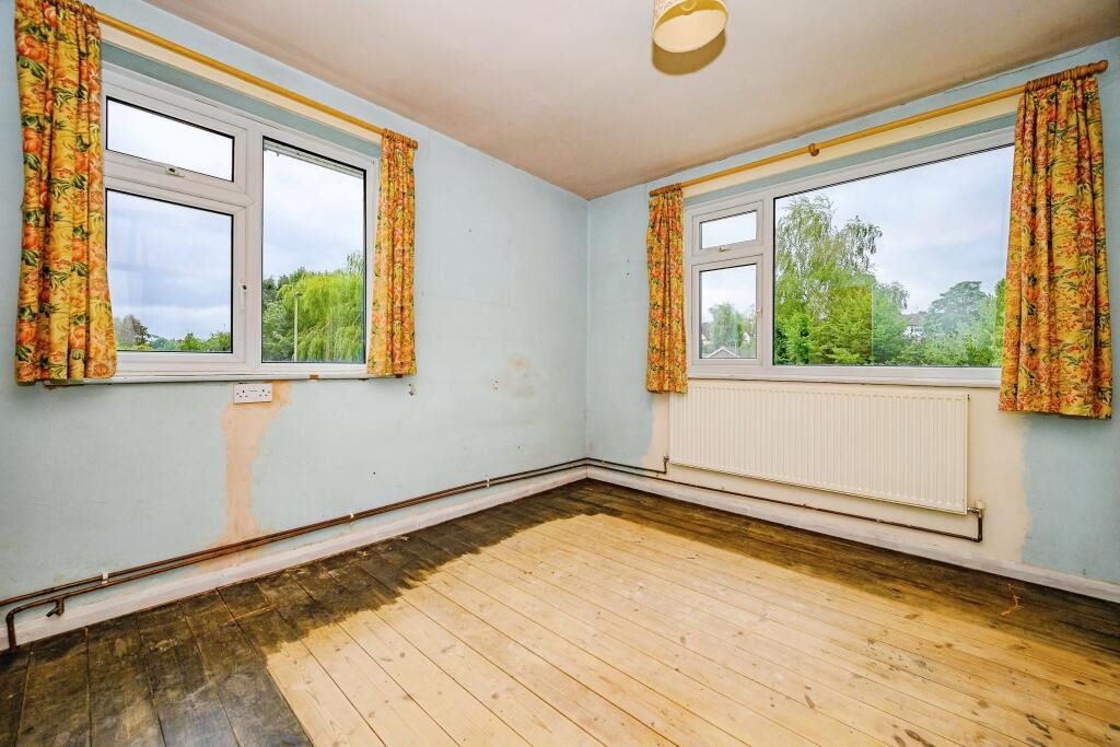 315 Luton Road, Harpenden, Hertfordshire, AL5 3LW