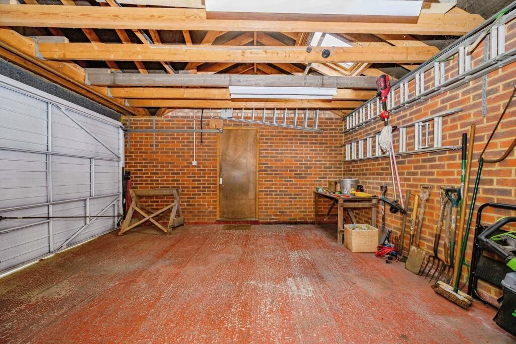 315 Luton Road, Harpenden, Hertfordshire, AL5 3LW