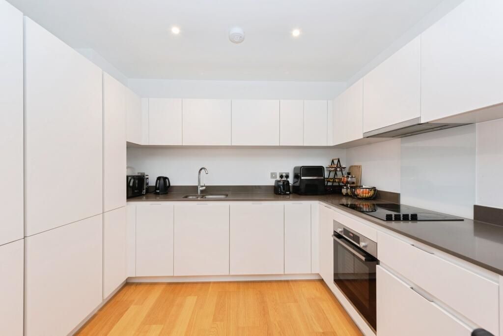 54 Bravey House 5 Samara Drive, Southall, Middlesex, UB1 1FN
