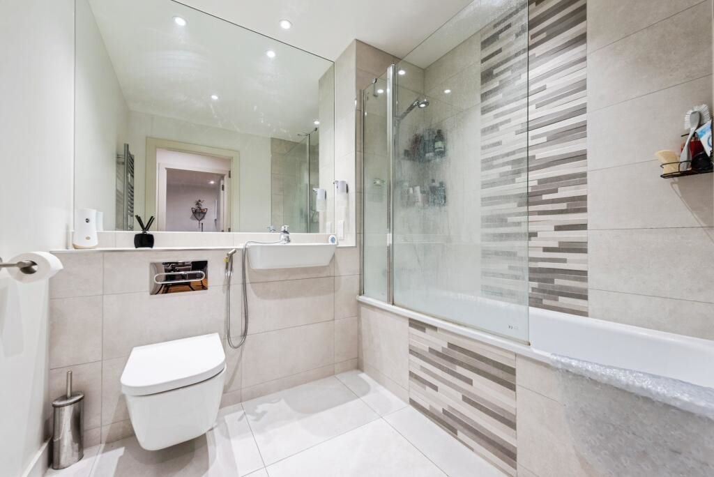 54 Bravey House 5 Samara Drive, Southall, Middlesex, UB1 1FN