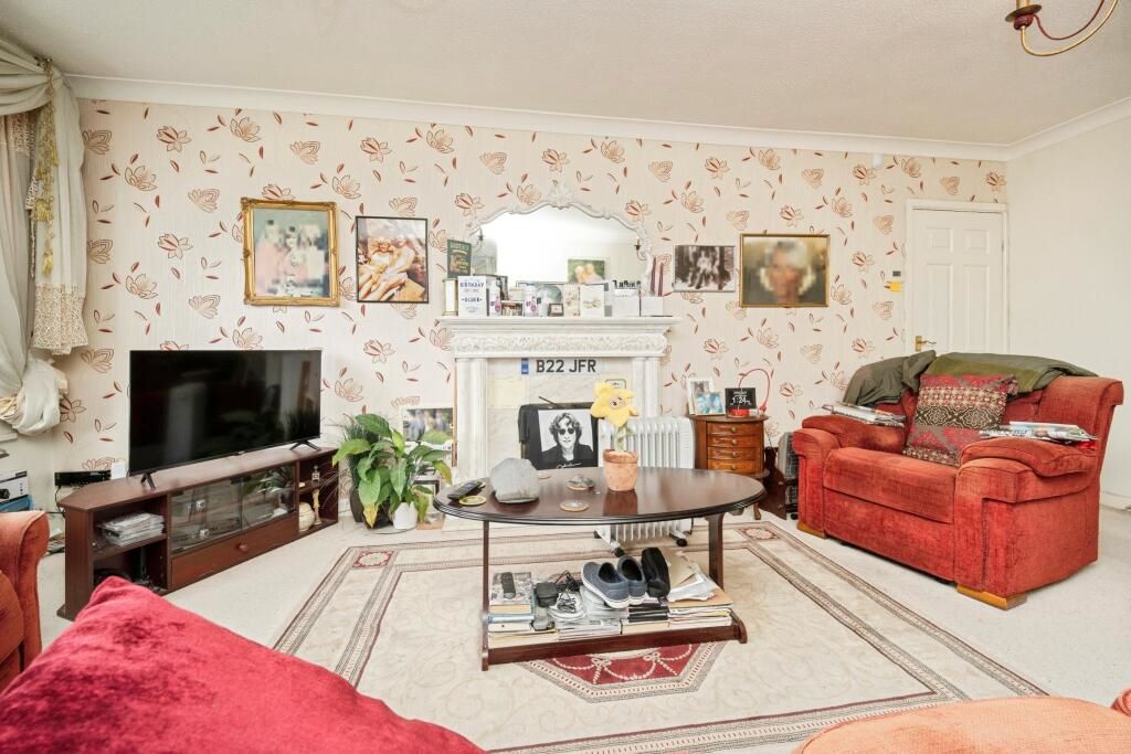 Flat 8 Garnet Court, Chelmscote Road, Solihull, West Midlands, B92 8DA