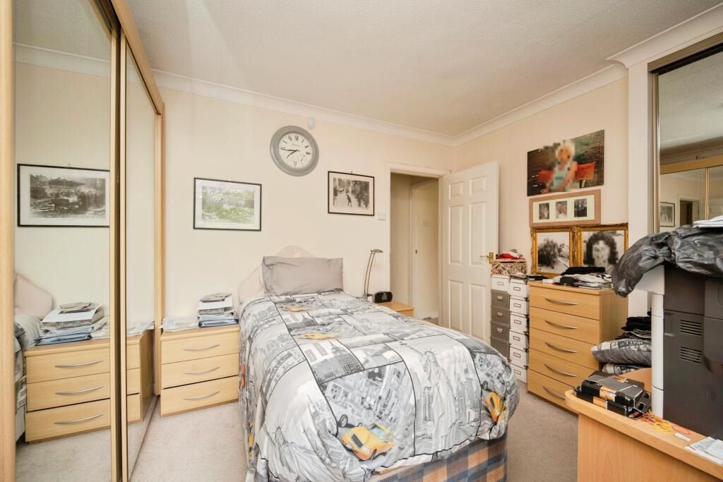 Flat 8 Garnet Court, Chelmscote Road, Solihull, West Midlands, B92 8DA