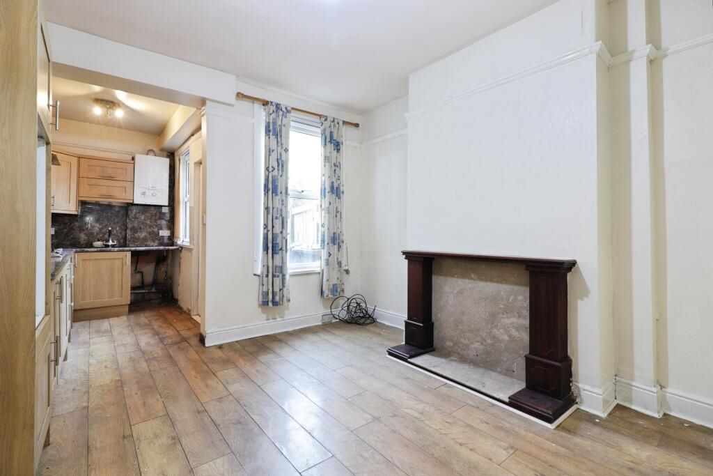 Lot Image