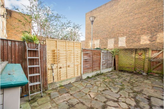 130 Bruce Road, LONDON, E3 3EU