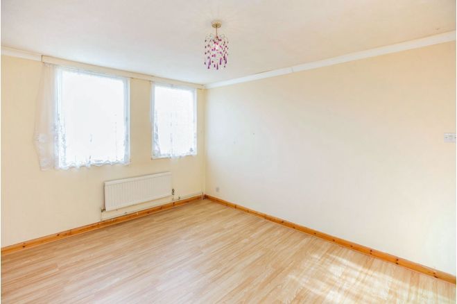 130 Bruce Road, LONDON, E3 3EU