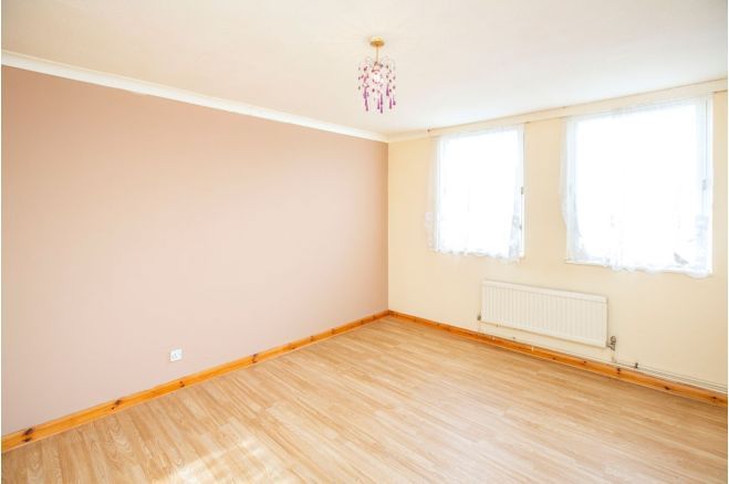 130 Bruce Road, LONDON, E3 3EU