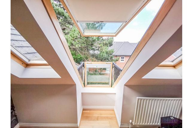 Warnford Court, 5 Archers Road, SOUTHAMPTON, Hampshire, SO15 2LQ - Online Auctions