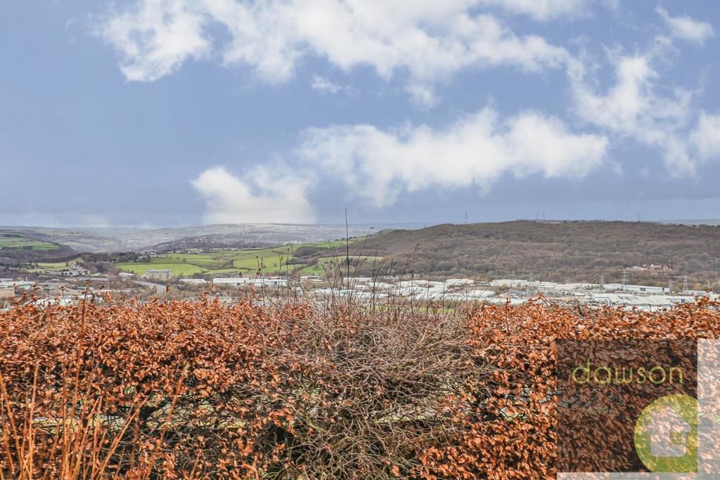 28 Dewsbury Road, Elland, West Yorkshire, HX5 9JU