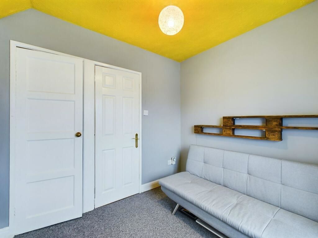 4 St. Michaels Road, Grimsby, South Humberside, DN34 5SH