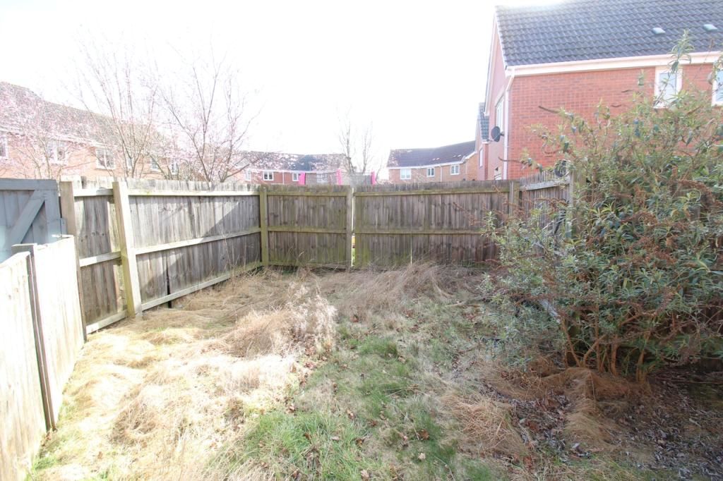 20 Caesar Road North Hykeham, Lincoln, Lincolnshire, LN6 9FN