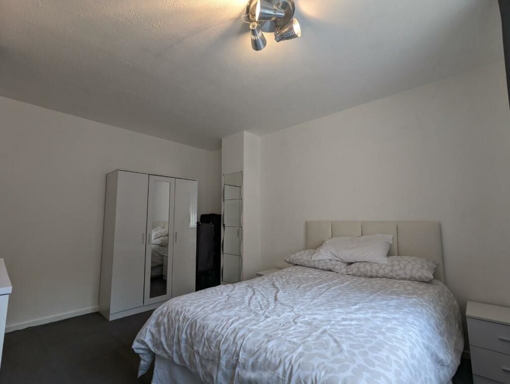 2 Picton Close, Salford, Lancashire, M3 6BE