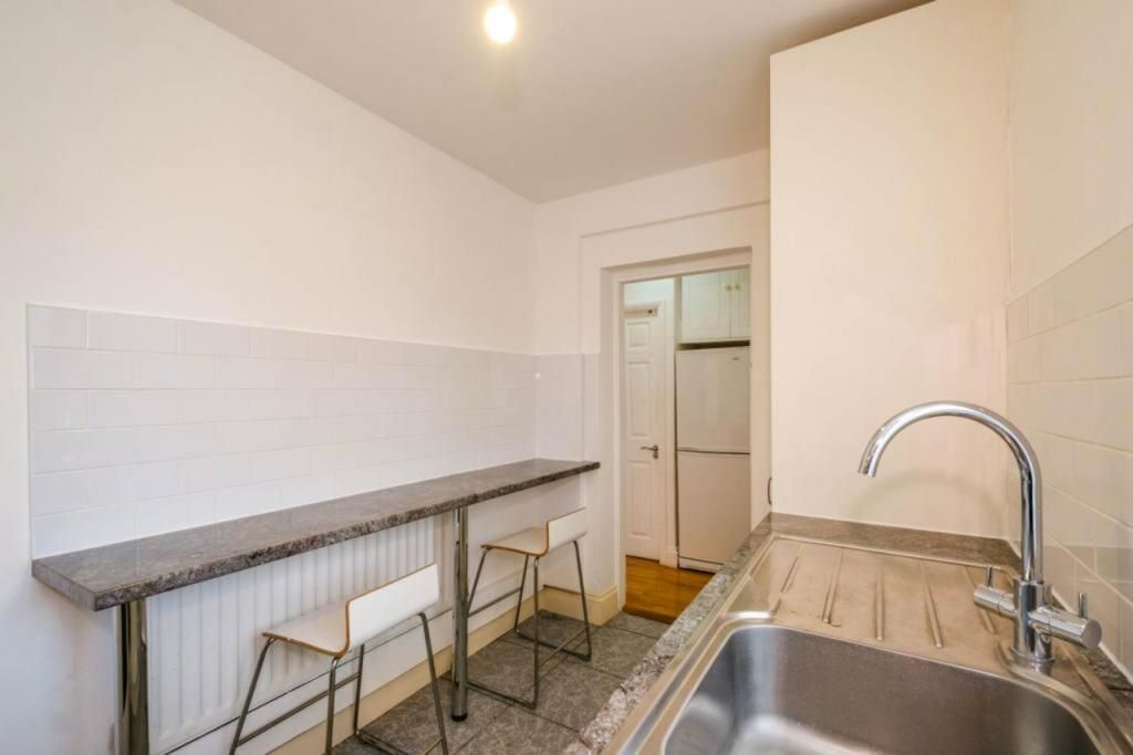 Flat 19 Offham House, Beckway Street, London, SE17 1TW