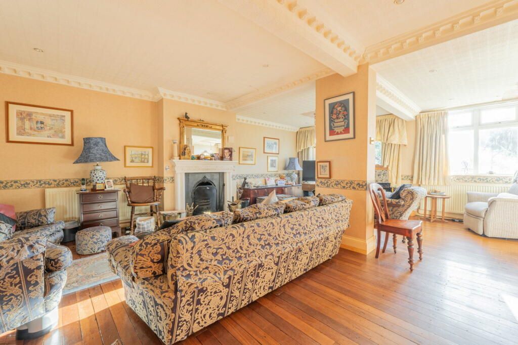 39 Norton Lane Wythall, Birmingham, West Midlands, B47 6HA