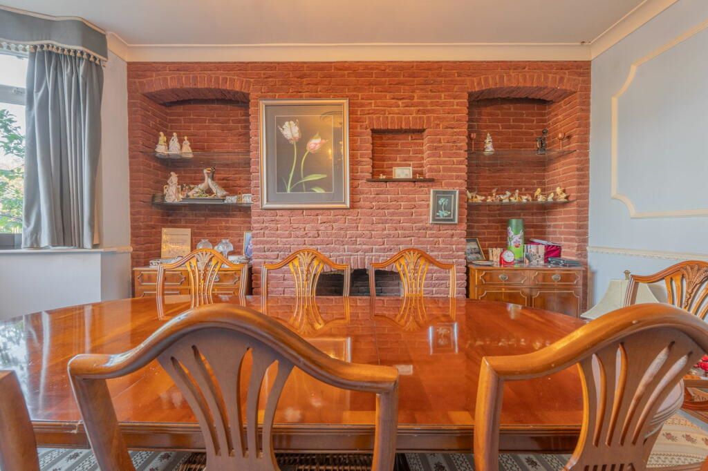 39 Norton Lane Wythall, Birmingham, West Midlands, B47 6HA