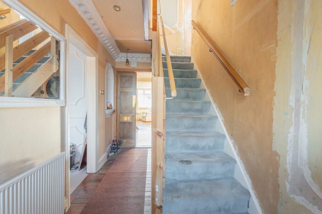 39 Norton Lane Wythall, Birmingham, West Midlands, B47 6HA