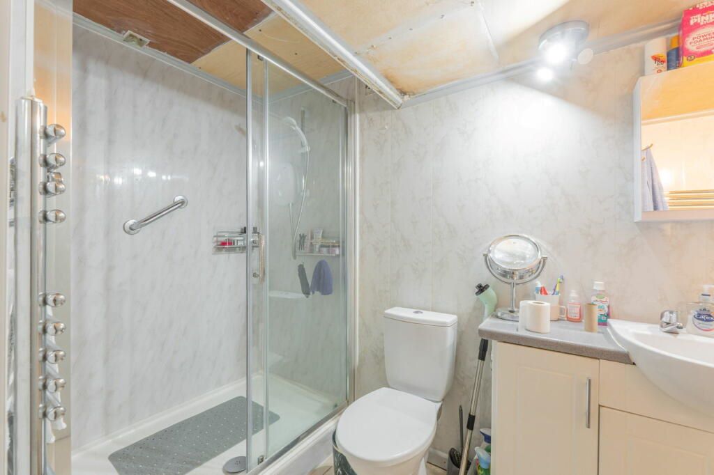 39 Norton Lane Wythall, Birmingham, West Midlands, B47 6HA