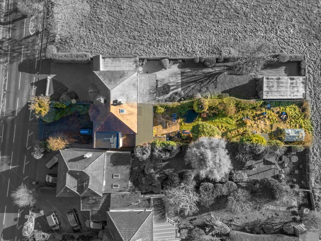 39 Norton Lane Wythall, Birmingham, West Midlands, B47 6HA