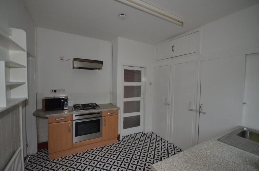 12 Maeshendre Waunfawr, Aberystwyth, Dyfed, SY23 3PR