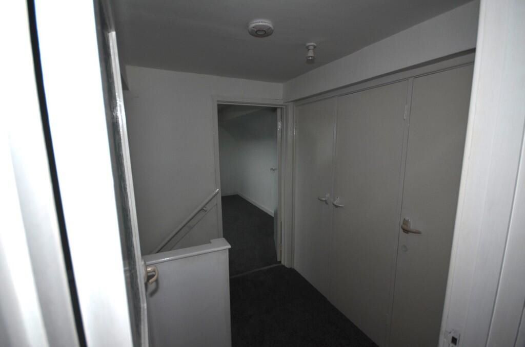 12 Maeshendre Waunfawr, Aberystwyth, Dyfed, SY23 3PR
