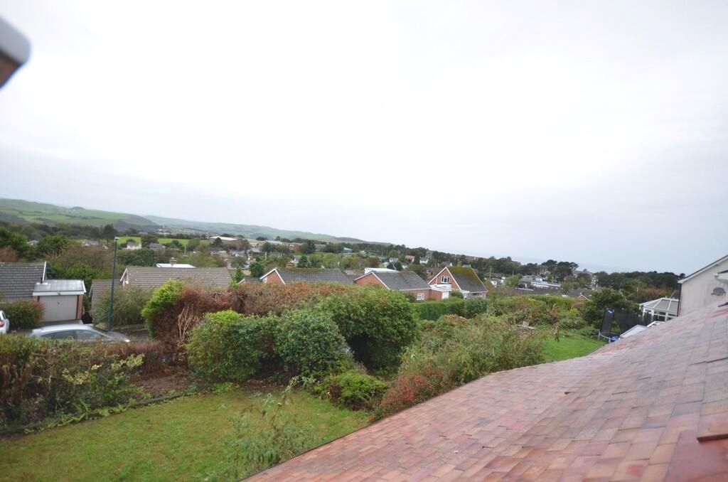 12 Maeshendre Waunfawr, Aberystwyth, Dyfed, SY23 3PR