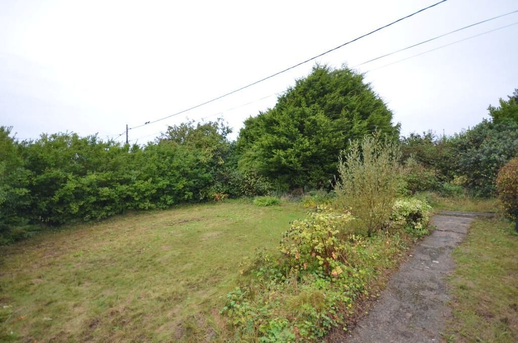 12 Maeshendre Waunfawr, Aberystwyth, Dyfed, SY23 3PR