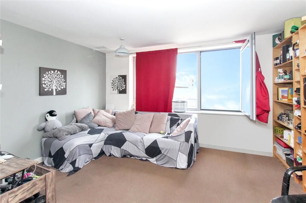 Flat 57 Hill House, Defence Close, London, SE28 0NQ