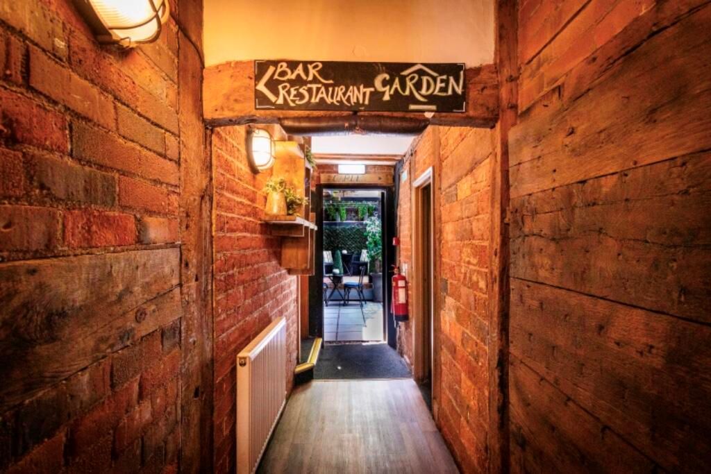 The Bailiffs House 68 High Street, Bewdley, Worcestershire, DY12 2DJ