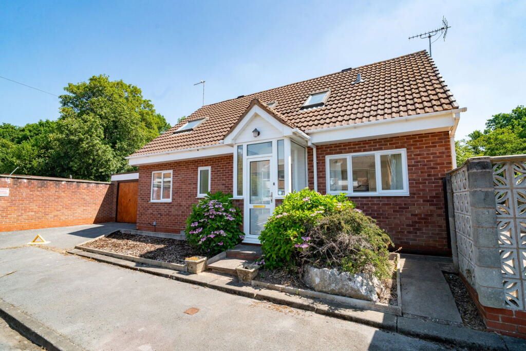 3a Gedney Close Shirley, Solihull, West Midlands, B90 1LJ