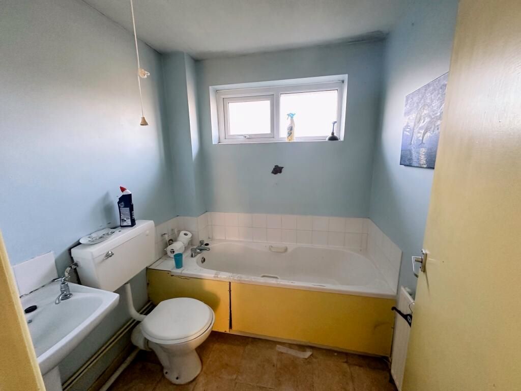 86 Roston Drive, Hinckley, Leicestershire, LE10 0XP