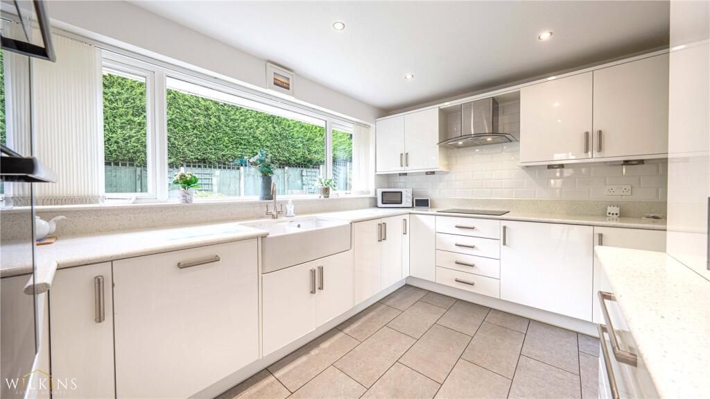 16 Hothersall Drive, Sutton Coldfield, West Midlands, B73 5RW