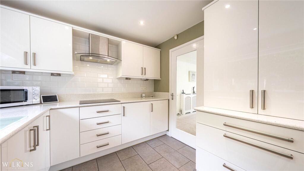 16 Hothersall Drive, Sutton Coldfield, West Midlands, B73 5RW