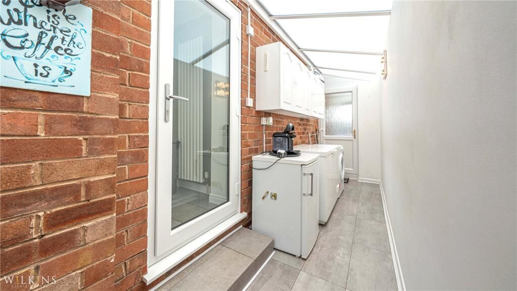 16 Hothersall Drive, Sutton Coldfield, West Midlands, B73 5RW