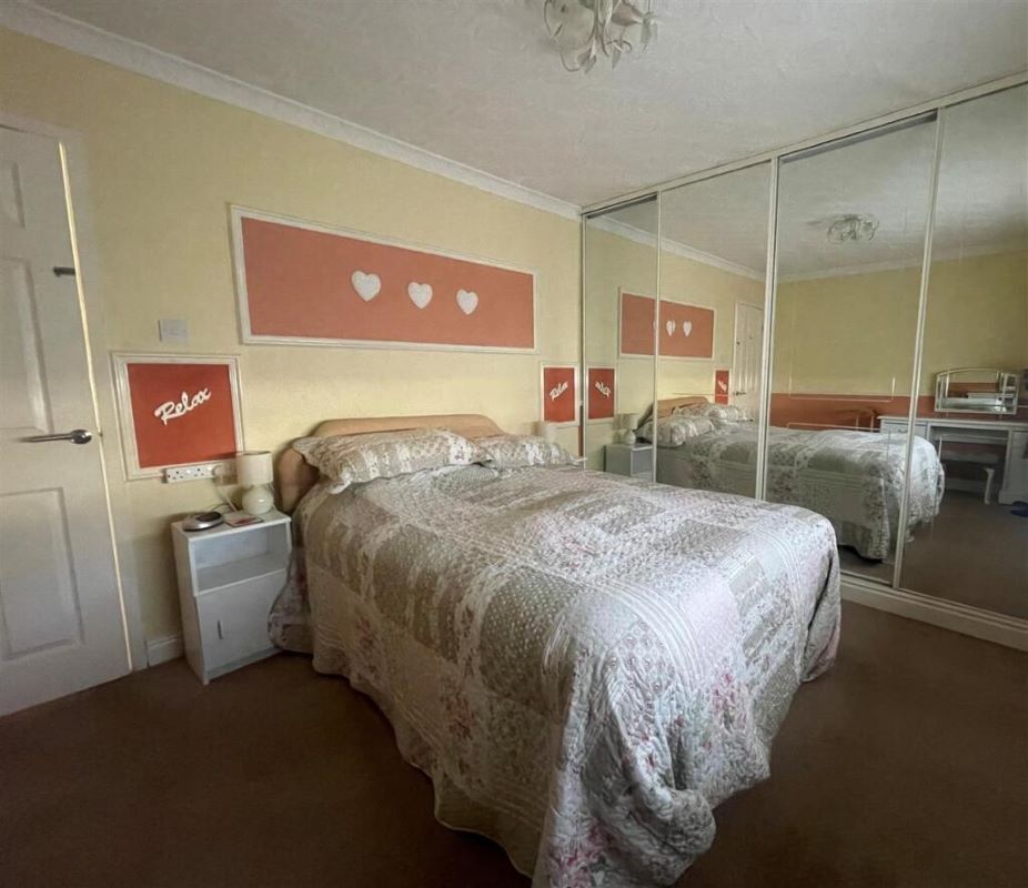 10 Carrington Avenue, Hornsea, North Humberside, HU18 1JQ