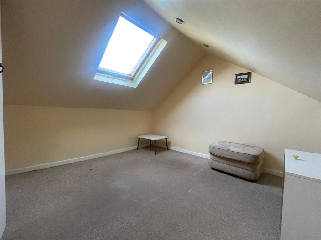 10 Carrington Avenue, Hornsea, North Humberside, HU18 1JQ