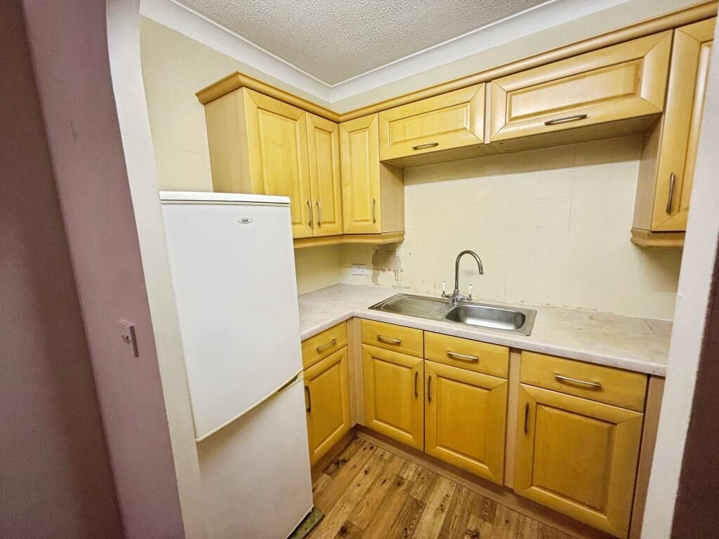 Flat 47 Homeminster House, Station Road, Warminster, Wiltshire, BA12 9BP