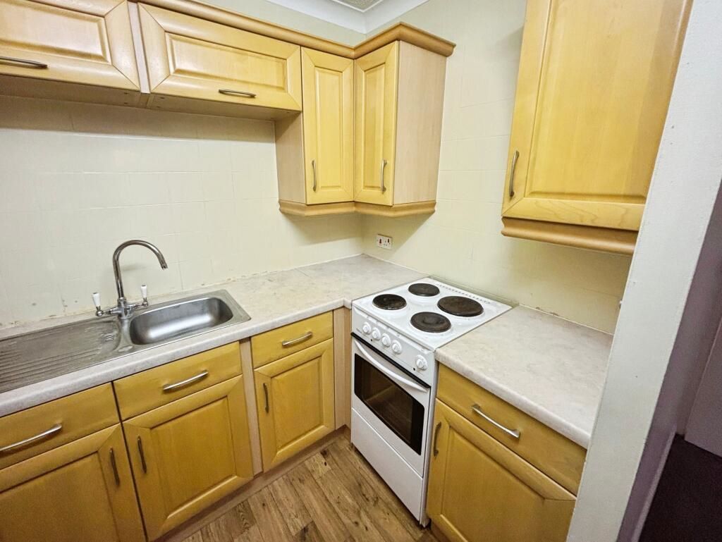 Flat 47 Homeminster House, Station Road, Warminster, Wiltshire, BA12 9BP