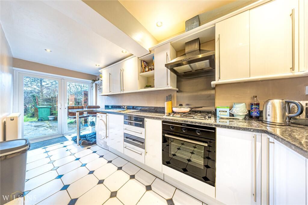 67 Chancery Lane, Nuneaton, Warwickshire, CV10 0PD