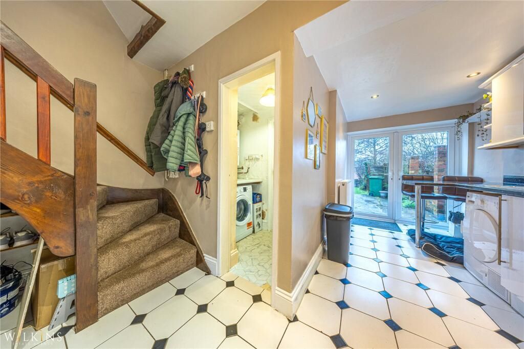 67 Chancery Lane, Nuneaton, Warwickshire, CV10 0PD