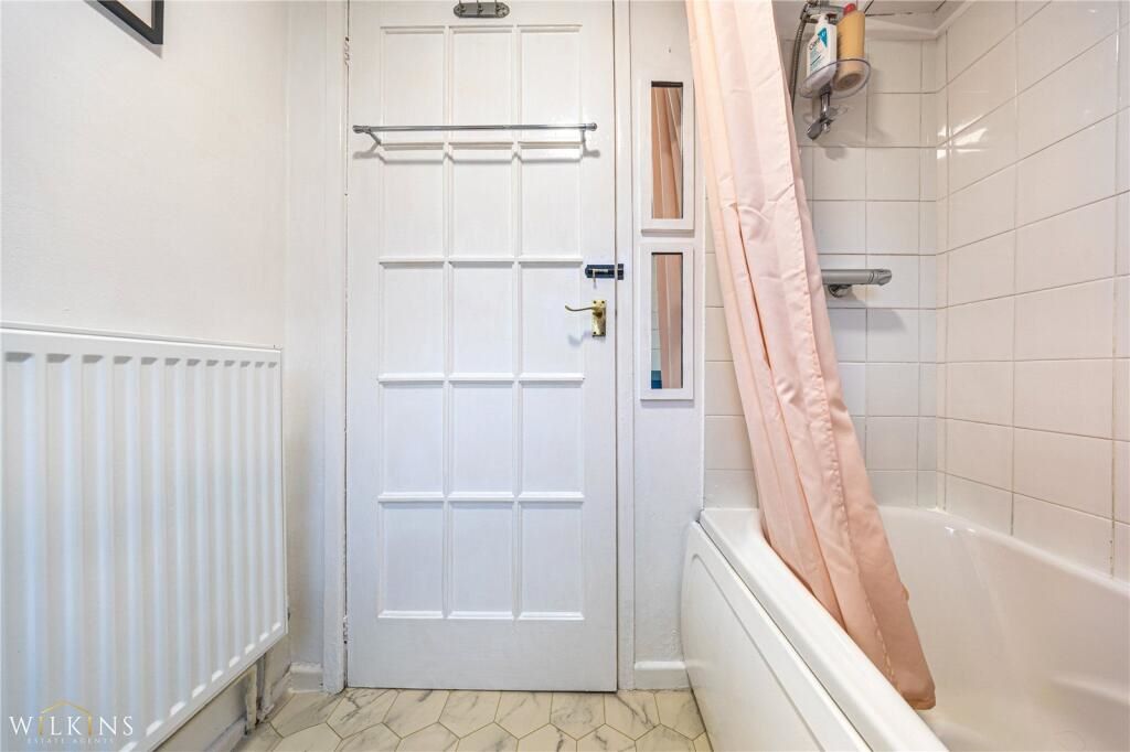 67 Chancery Lane, Nuneaton, Warwickshire, CV10 0PD