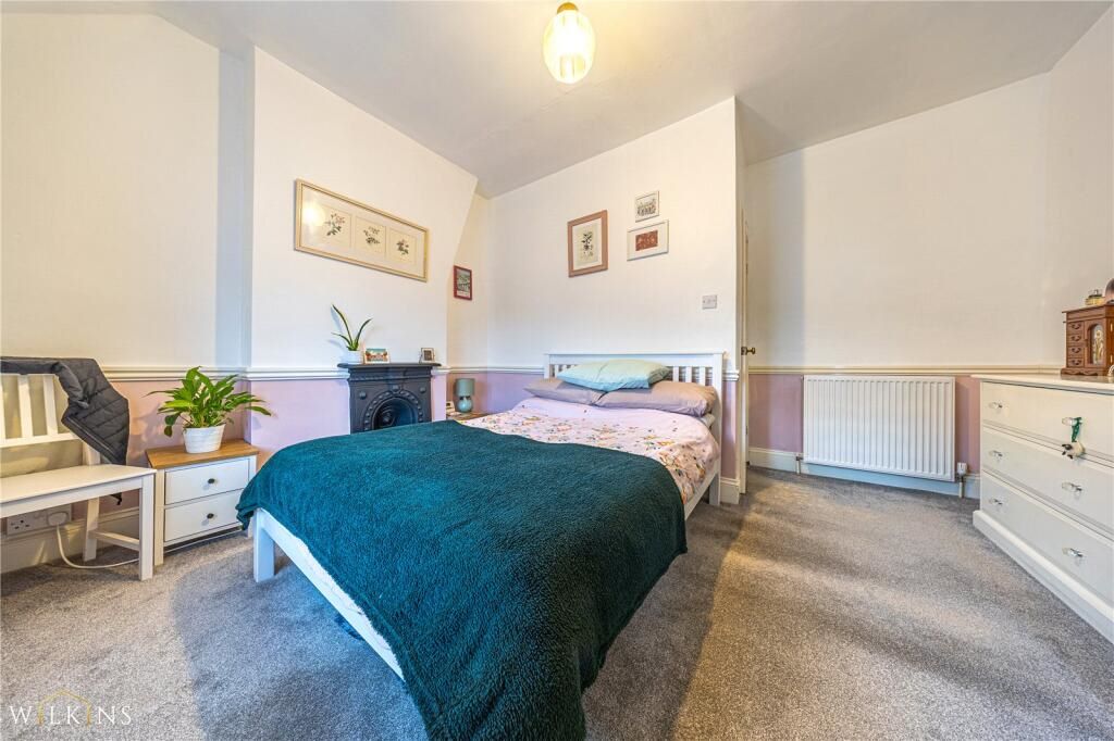 67 Chancery Lane, Nuneaton, Warwickshire, CV10 0PD