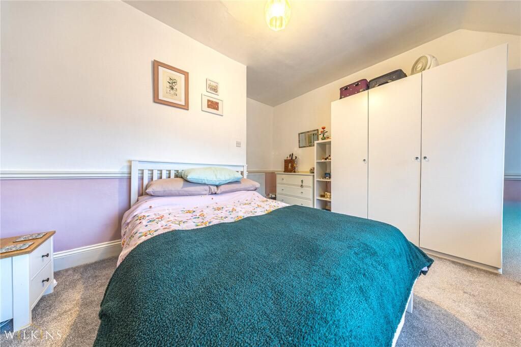 67 Chancery Lane, Nuneaton, Warwickshire, CV10 0PD